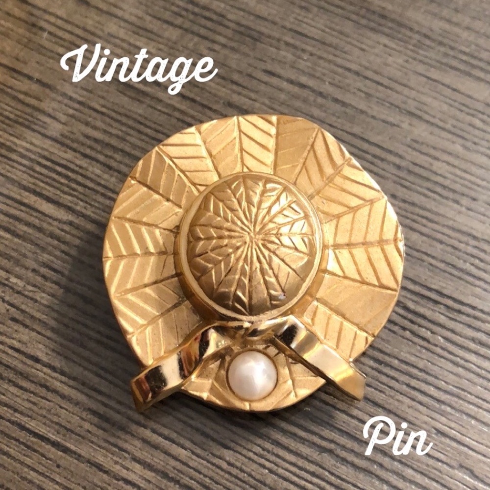 Vintage Straw Hat Pin with Bow & Faux Pearl Accent Matte Goldtone